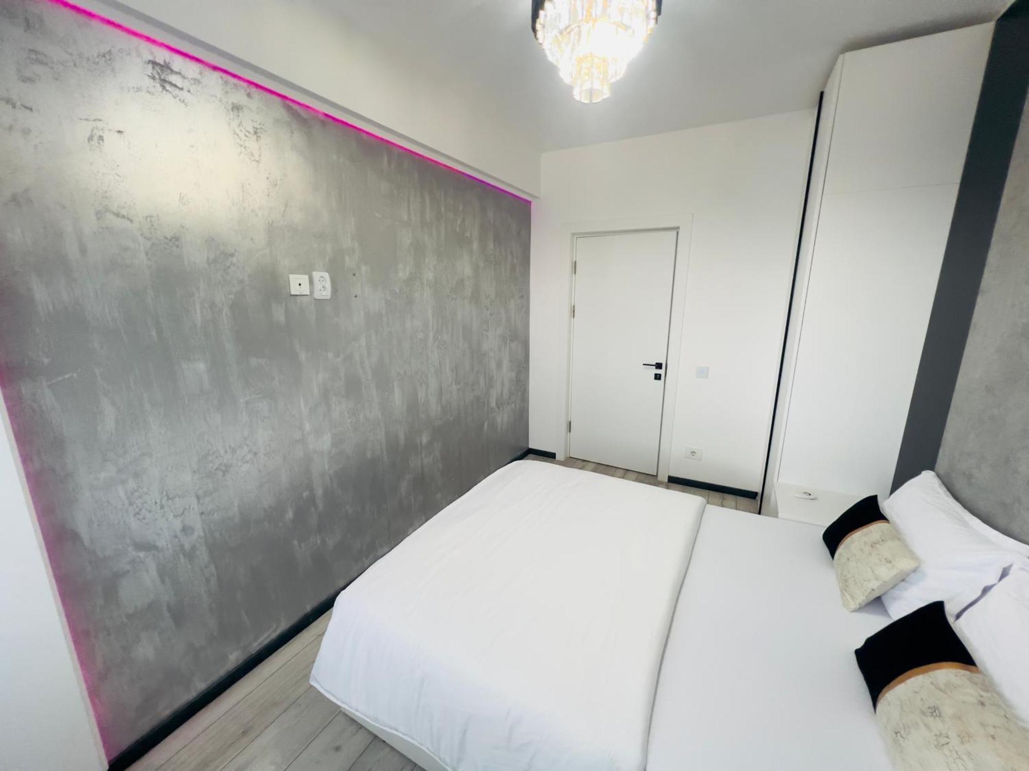 The Silver Grove Oradea Exterior photo